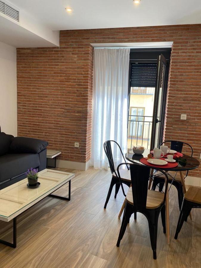Velalma Pisos Centro Historico Apartment Jaen Luaran gambar